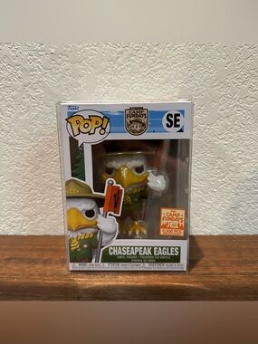 Funko Pop Camp Fundays 2023 Chaseapeak Eagles LE 6500 W/protector